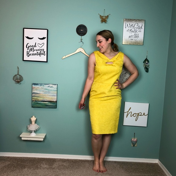 David Meister Dresses & Skirts - David Meister Bright Yellow Dress 10 H1